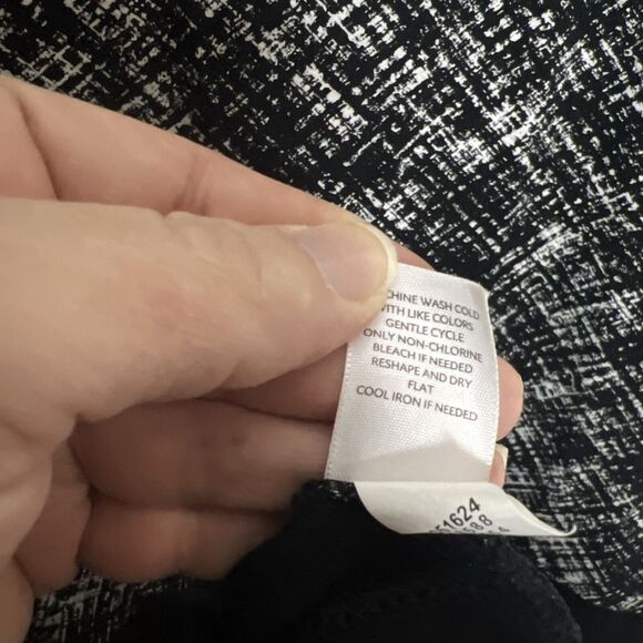 J Jill Women’s Abstract Printed Tunic Shirt Medium Asymmetrical Stretch Casual - Picture 7 of 8